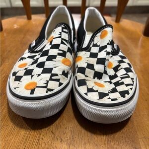 Vans Daisy Design Slip On Sneakers